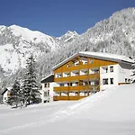 Sonnblick 3* Wald am Arlberg